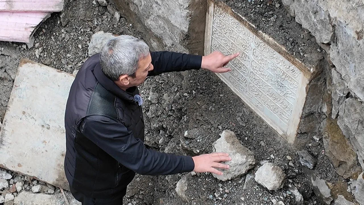 Rize’deki tarihi keşiften çarpıcı detay: Gizemli kitabenin sırrı çözüldü