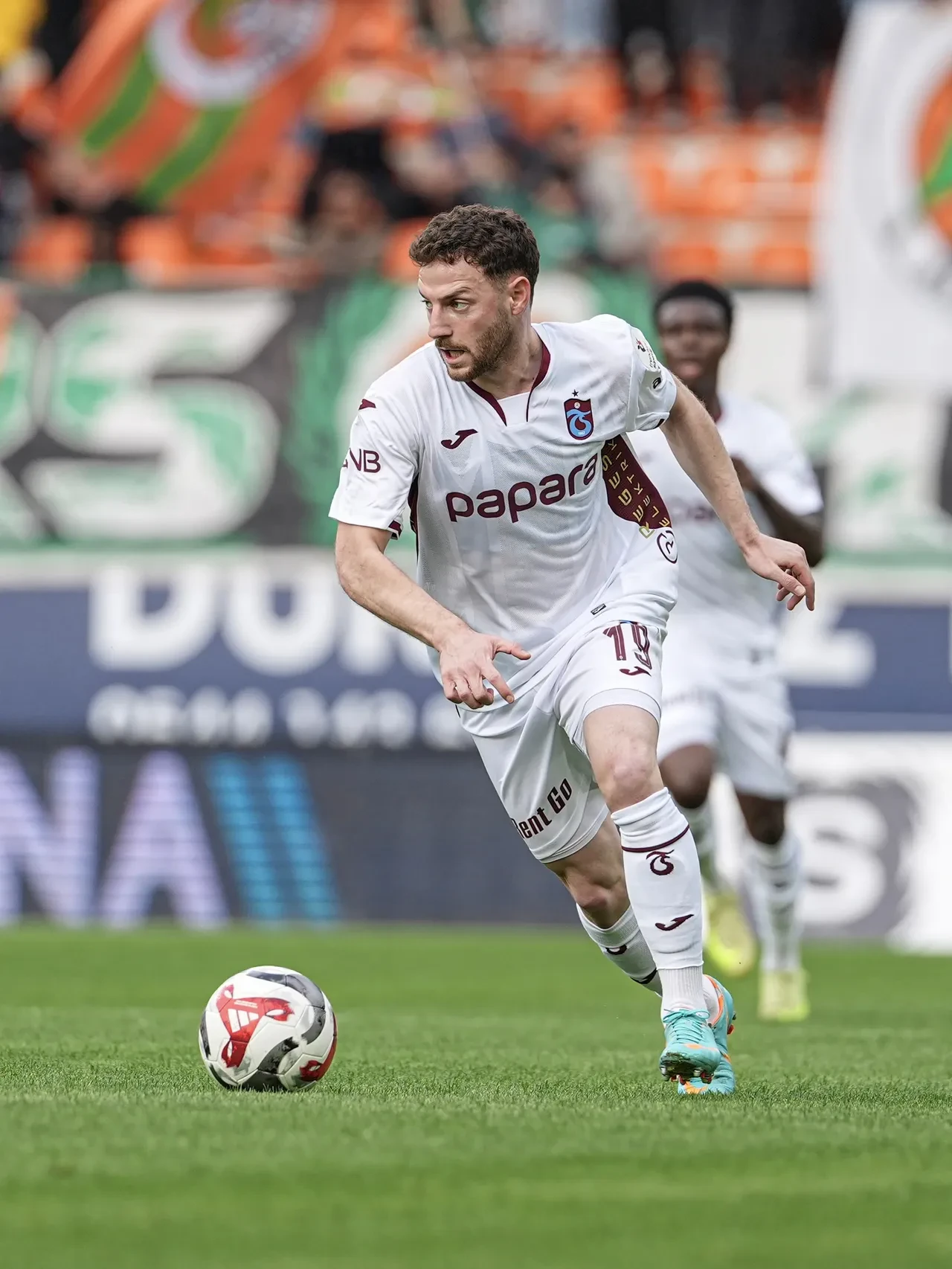 Trabzonspor Alanyaspor deplasmanında aradığını bulamadı: Akdeniz'de gollü beraberlik!