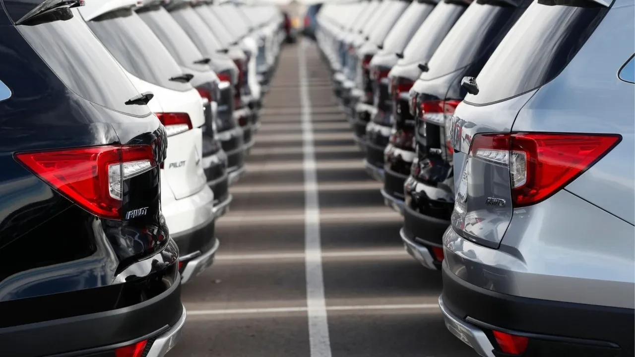 Aracınızın zaten sahip olduğu özellik için her ay para ödeyeceksiniz: Sektör kararını verdi