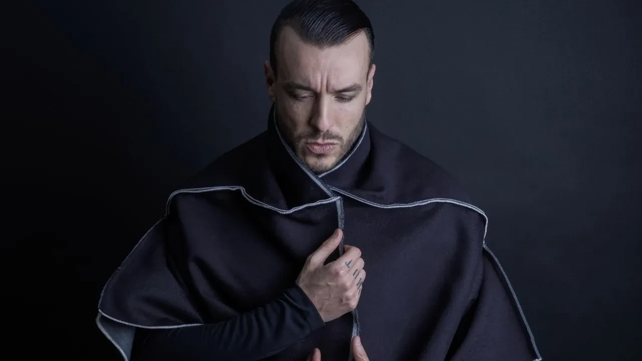 Cem Adrian kimdir? Cem Adrian nereli? Cem Adrian neden gözaltında?