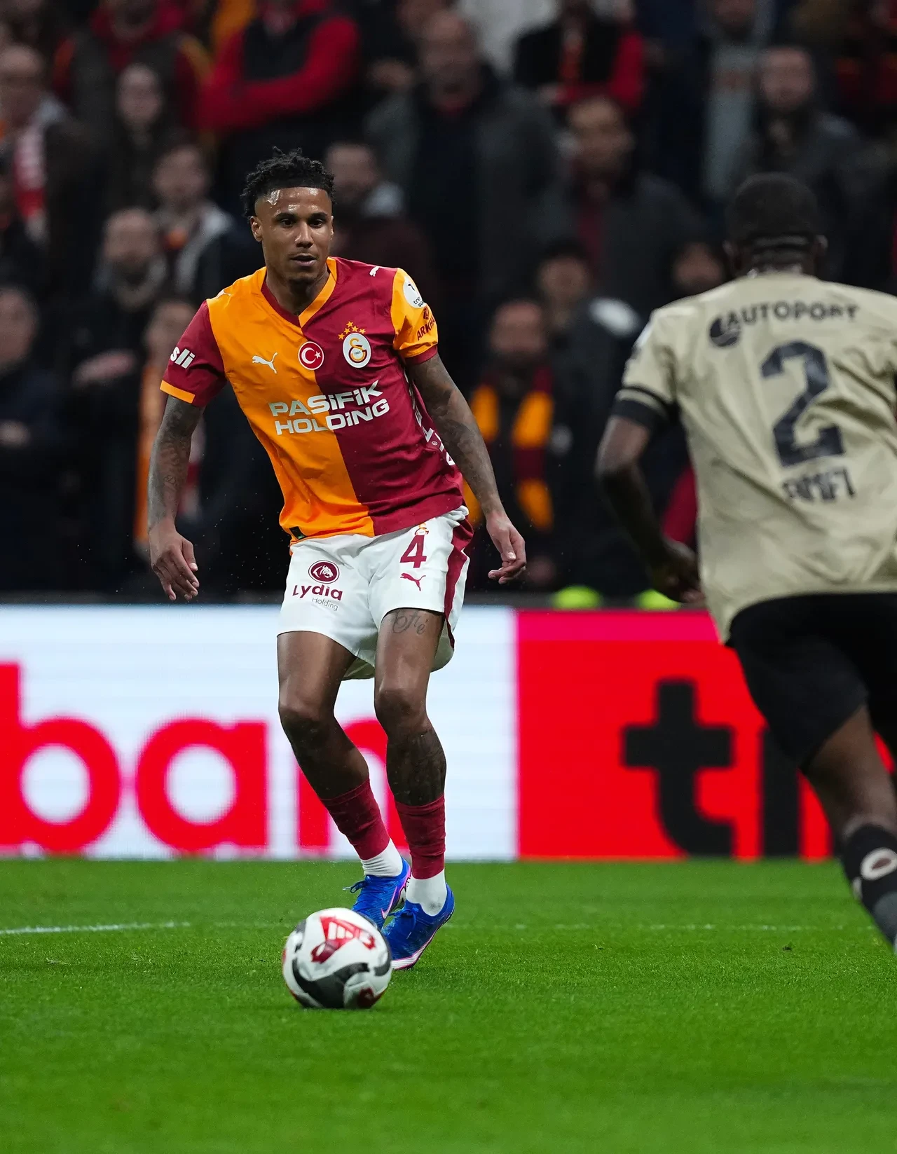 Galatasaraylı futbolculardan şampiyonluk kritiği: Fenerbahçe hesapları gündeme geldi!