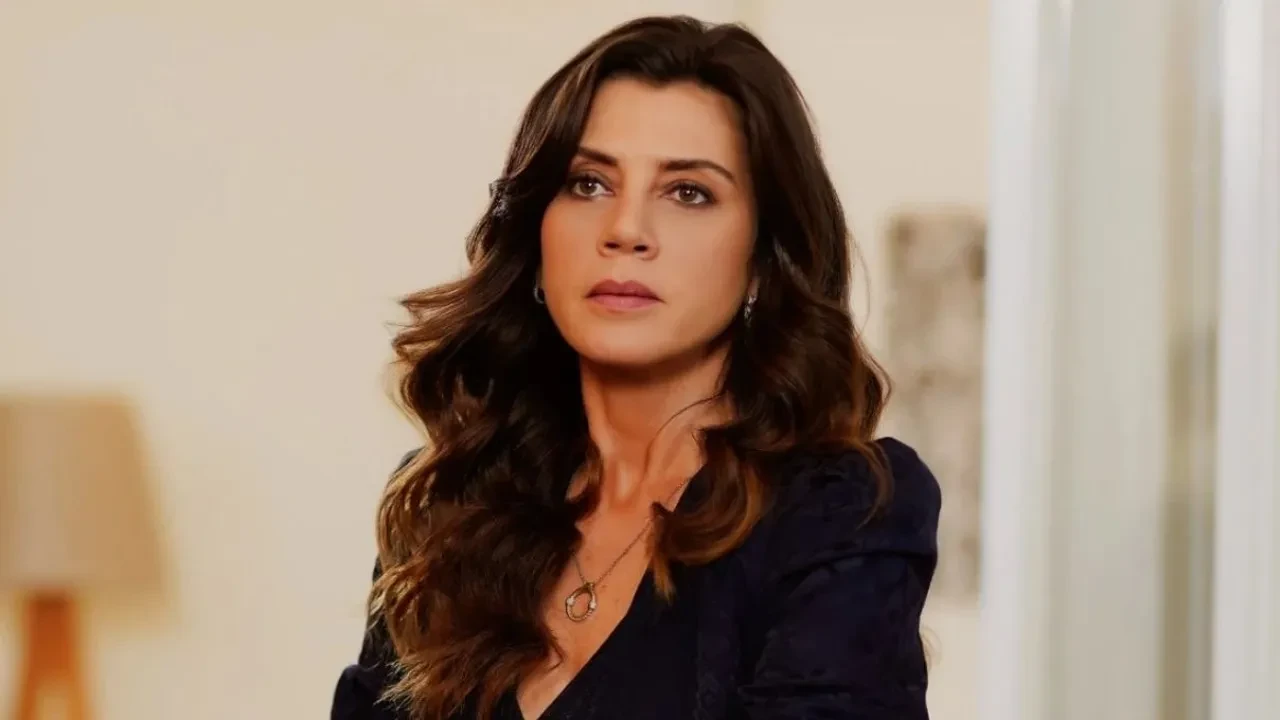 Gökçe Bahadır Yaprak Dökümü dizisindeki unutulmaz sahnesi hakkında konuştu! “Hepsi aklımda”