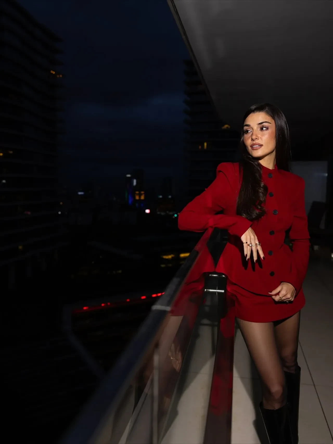 Hande Erçel’in uyuşturucu testinde söz Adli Tıp Kurumu'nda: Kan ve saçında bazı maddeler tespit edilmişti