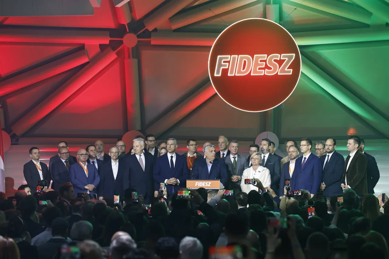 Netanyahu ve Trump'ın desteklerine rağmen Orban seçimi kaybetti! Macaristan'da 16 yılın ardından muhalefet lideri Magyar seçimi kazandı