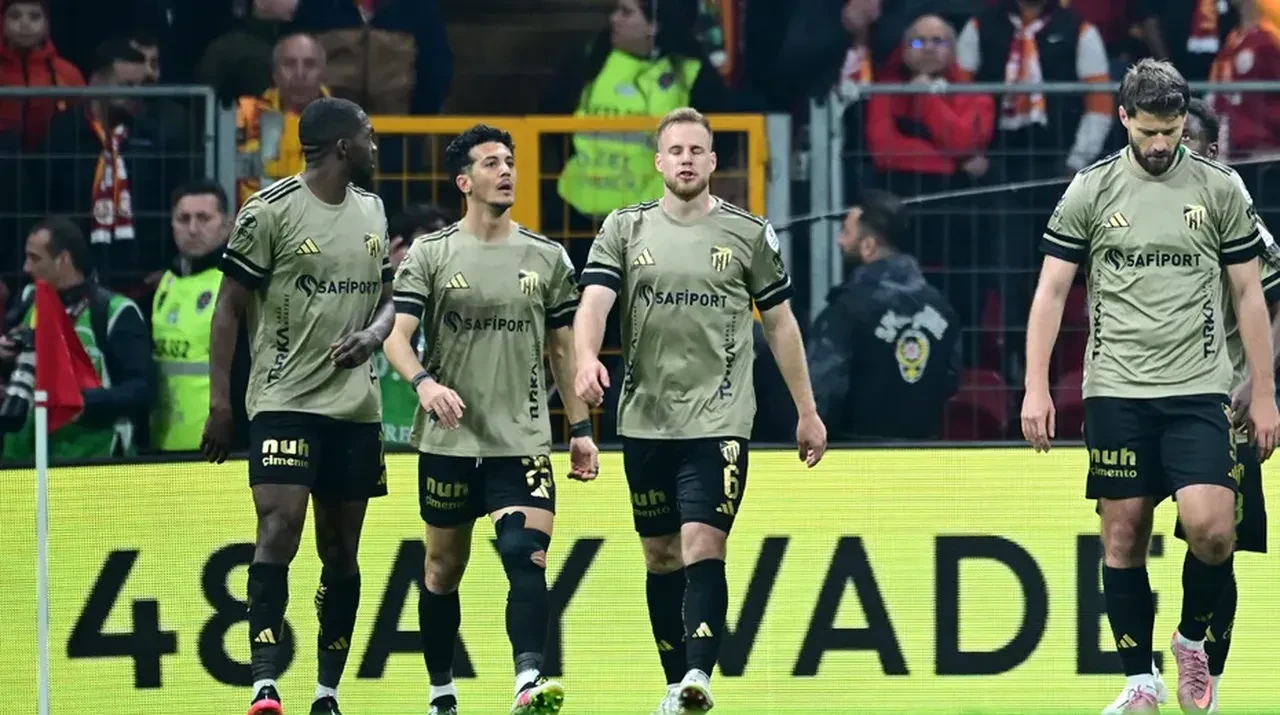 Serdar Dursun: "Hakem penaltıyı es geçti!"