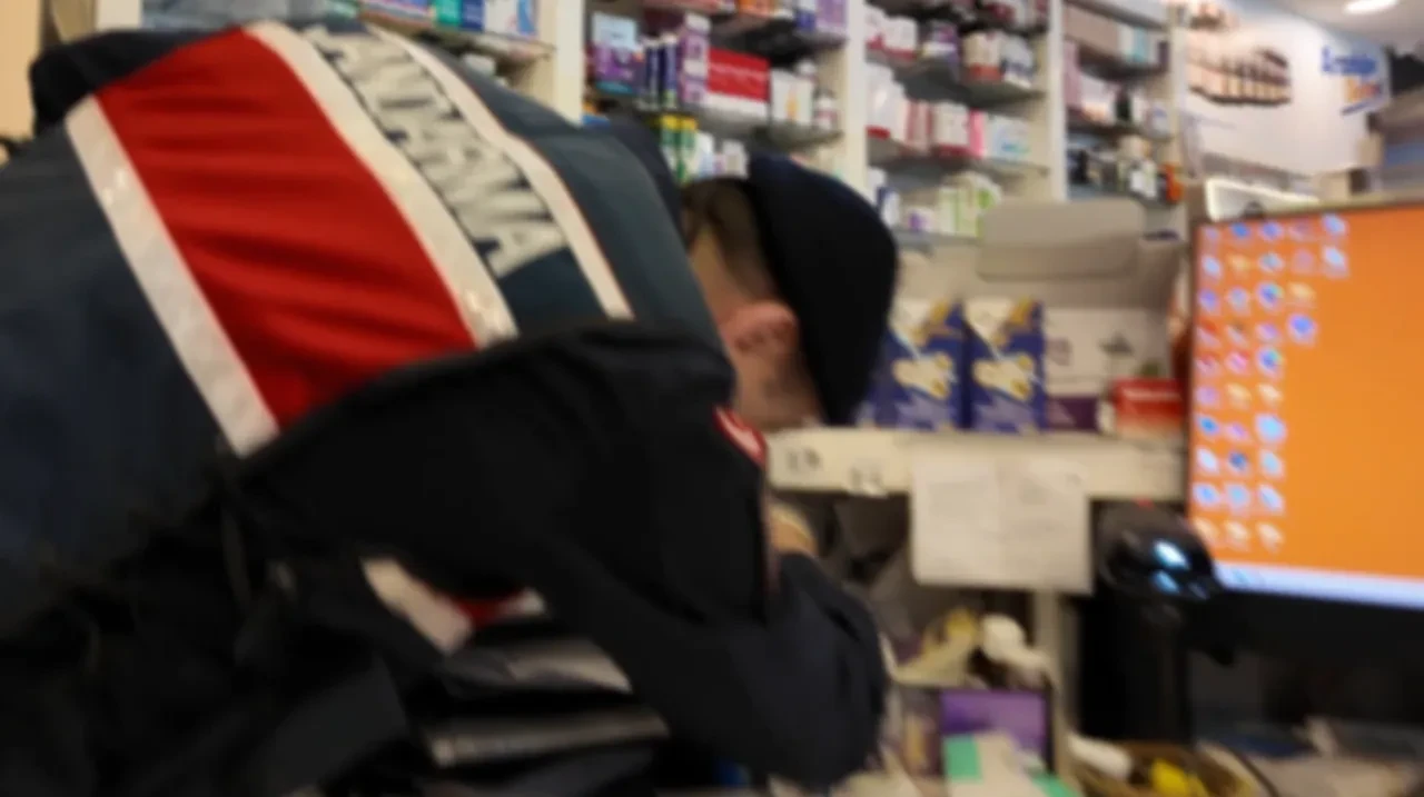 Antalya'da narkotik operasyonu: 1'i doktor 6 şüpheli gözaltında