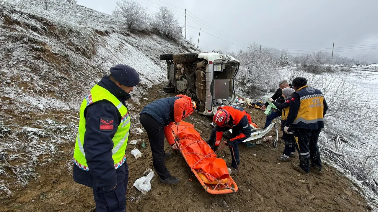 Artvin'de ambulans kazası! Ölü ve yaralılar var