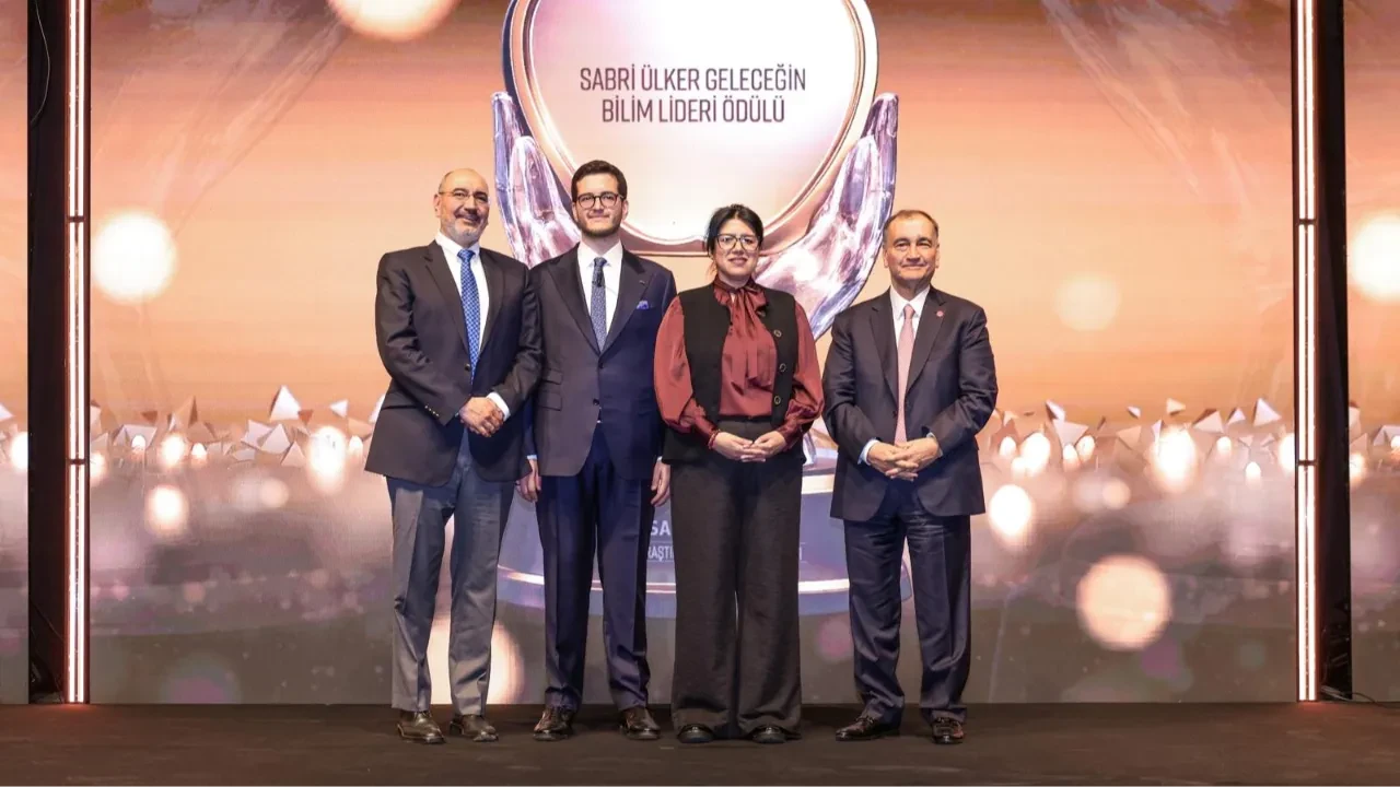 Bilim insanı San Martin, “Döngüsel Beslenme” yaklaşımıyla Geleceğin Bilim Lideri oldu