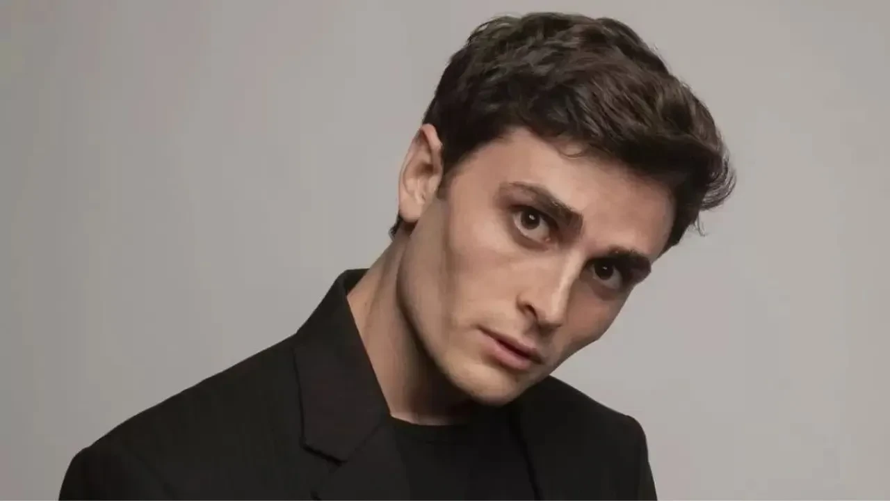 Çirkin dizisinin Ateş’i Enes Has kimdir? Enes Has kaç yaşında, hangi dizilerde rol aldı?