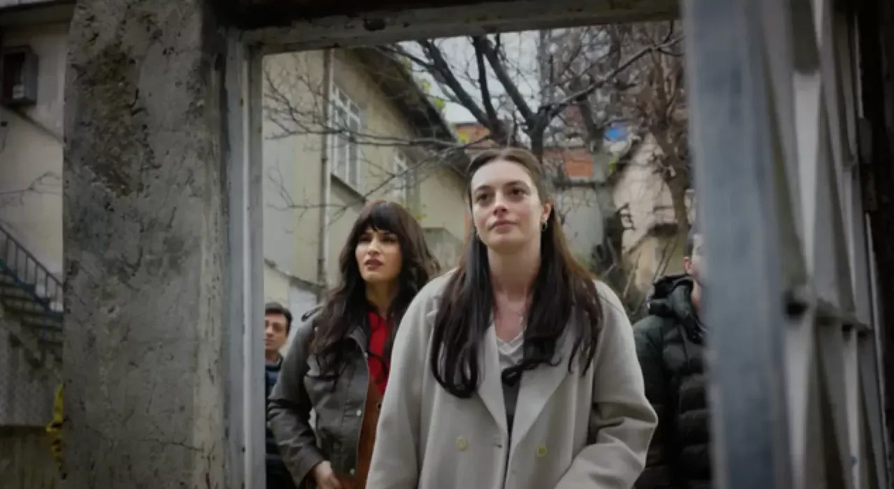 Asena Girişken hangi okulda okudu