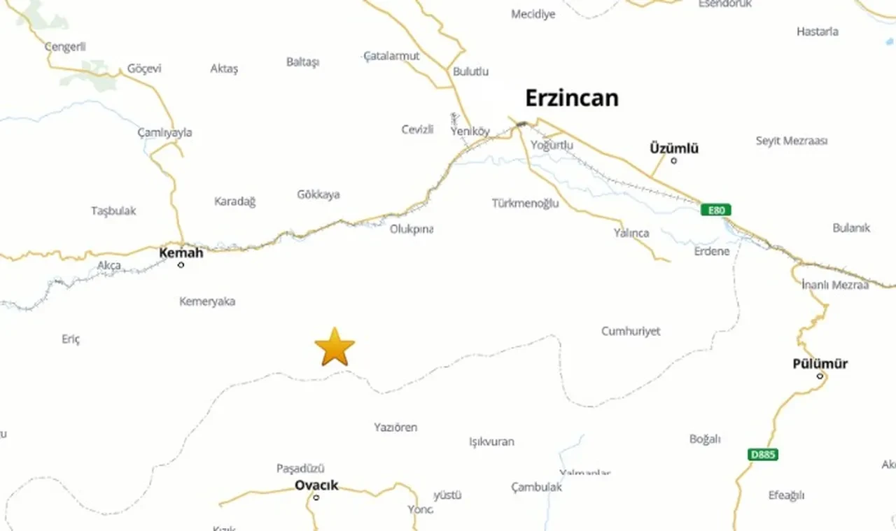 Erzincan'da deprem oldu: AFAD sarsıntı sonrası ilk verileri açıkladı