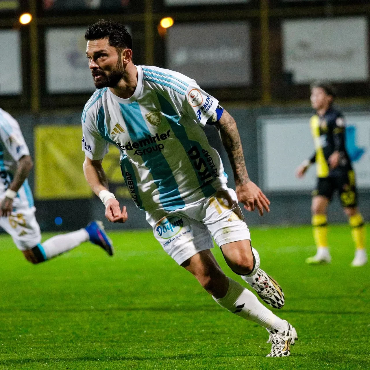 Erzurumspor Süper Lig için geri sayımda: Zirvede yalnızlar!