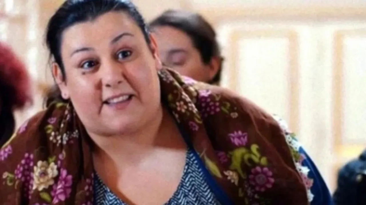 Esin Gündoğdu’nun son hali yeniden gündem oldu!  Ünlü oyuncu 72 kilo vermişti