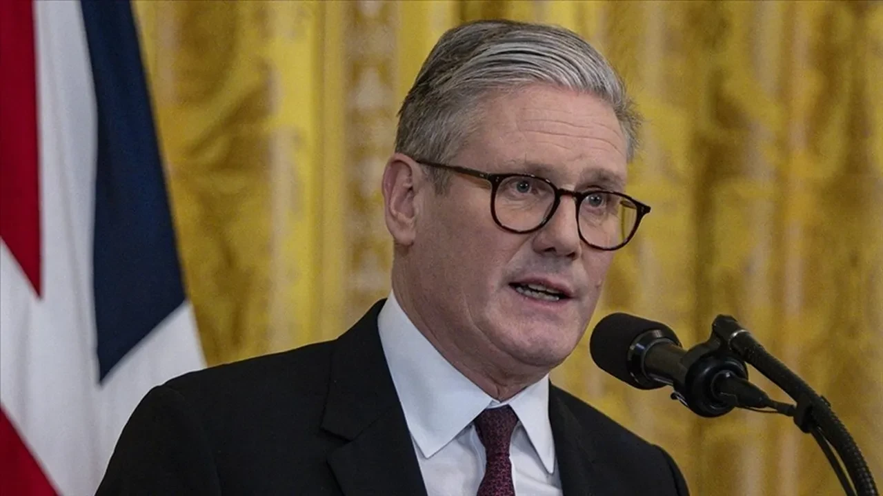 İngiltere'den Trump'ın Hürmüz ablukasına ret: Destek vermeyeceğiz