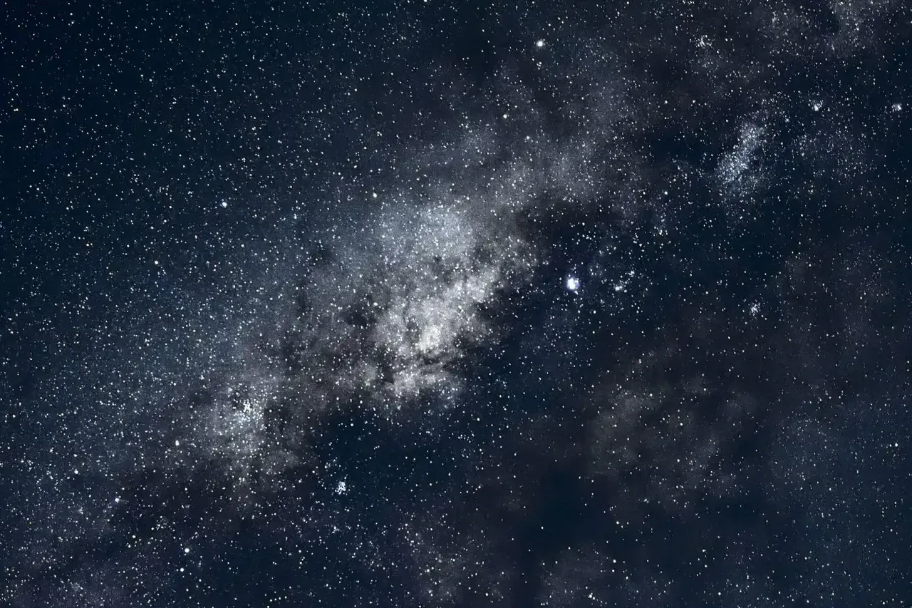 Karanlık madde için dikkat çeken yeni teori: Tek değil, iki parçadan oluşuyor olabilir