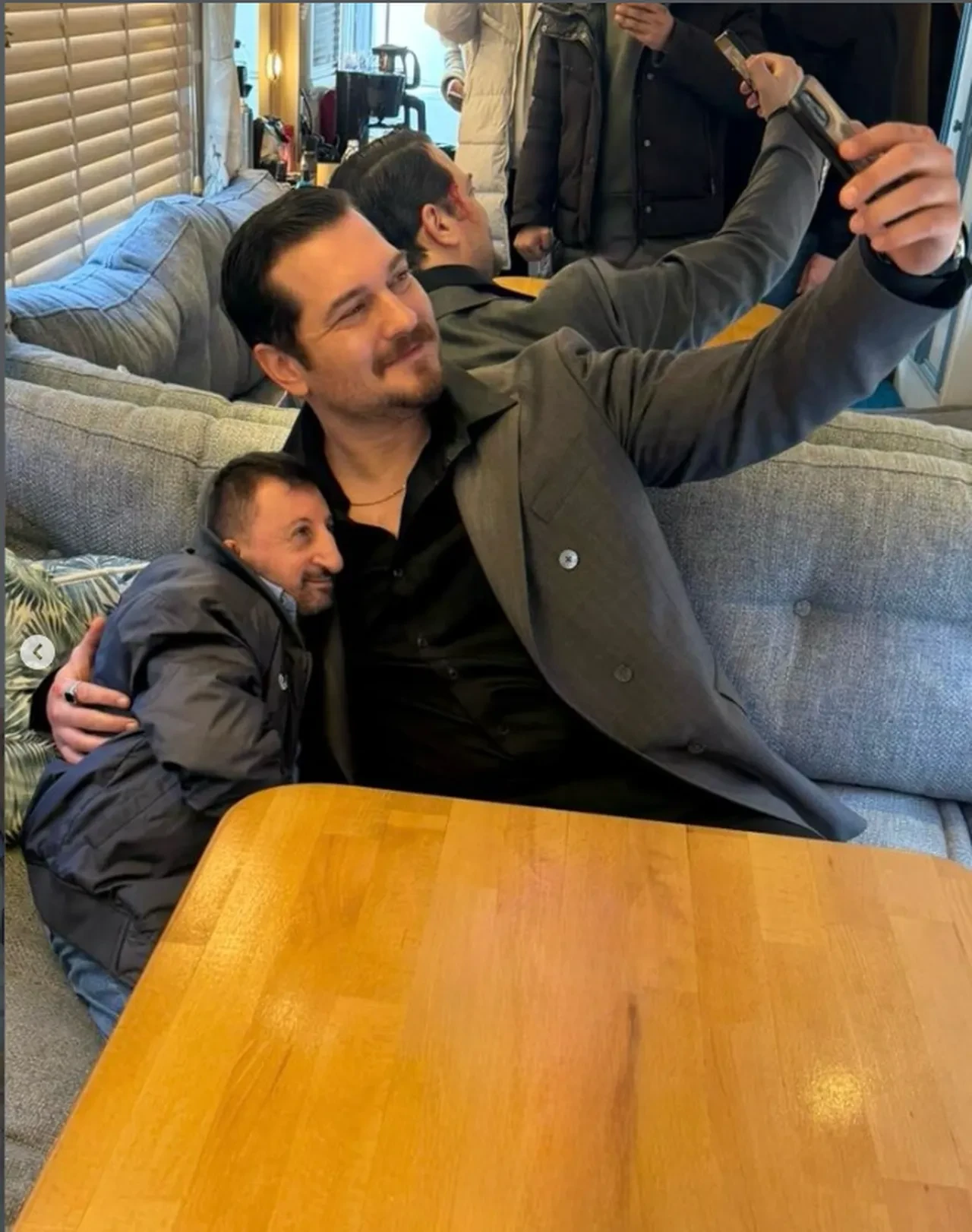 Köksal Baba, Eşref Rüya setinde Çağatay Ulusoy ile bir araya geldi 