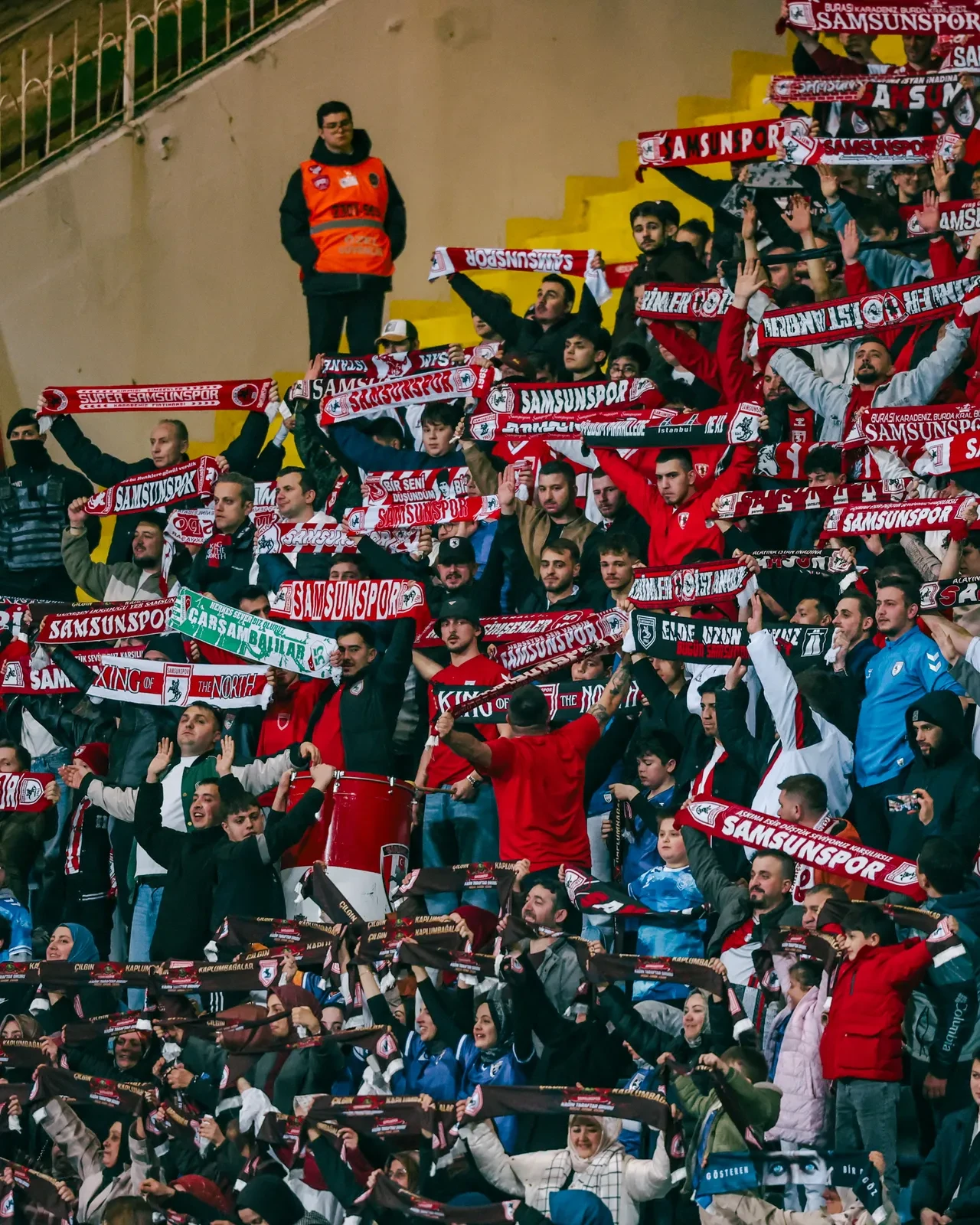 Samsunspor Eyüpspor'u son dakikada yıktı: Kırmızı kart sonrasında art arda goller!