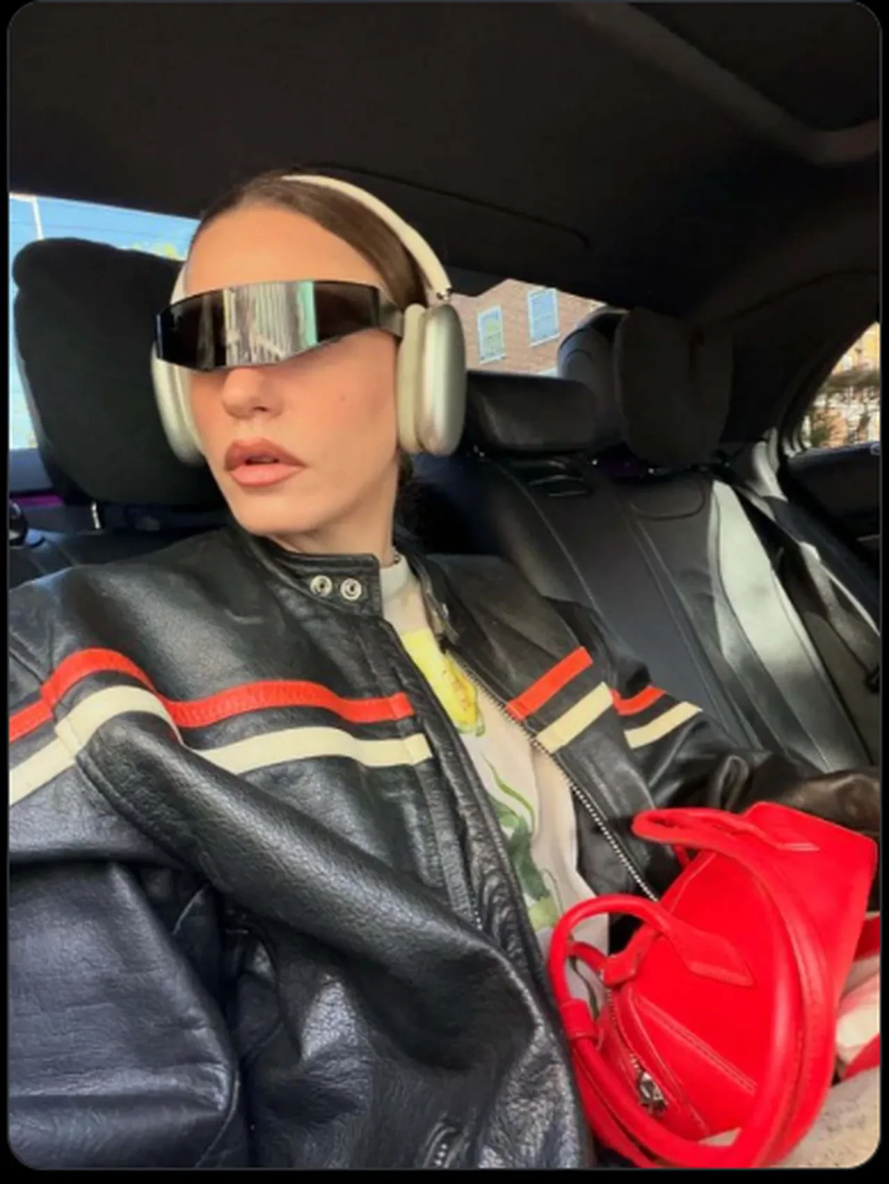 Serenay Sarıkaya'nın gözlüğü GORA'daki Tihulu'nun gözlüğüne benzetildi: Bir cisim yaklaşıyor olabilir