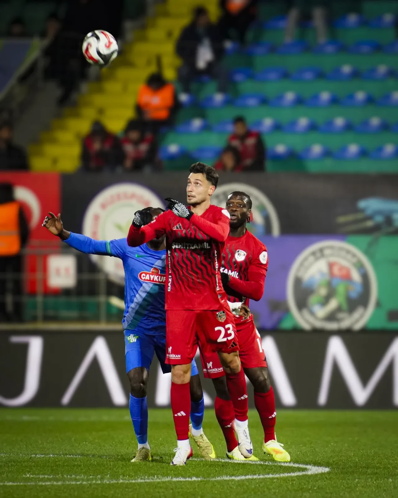 Burak Yılmaz'dan tarihi basın toplantısı: Önce istifa etti sonra da bahis tartışmasını anlattı!