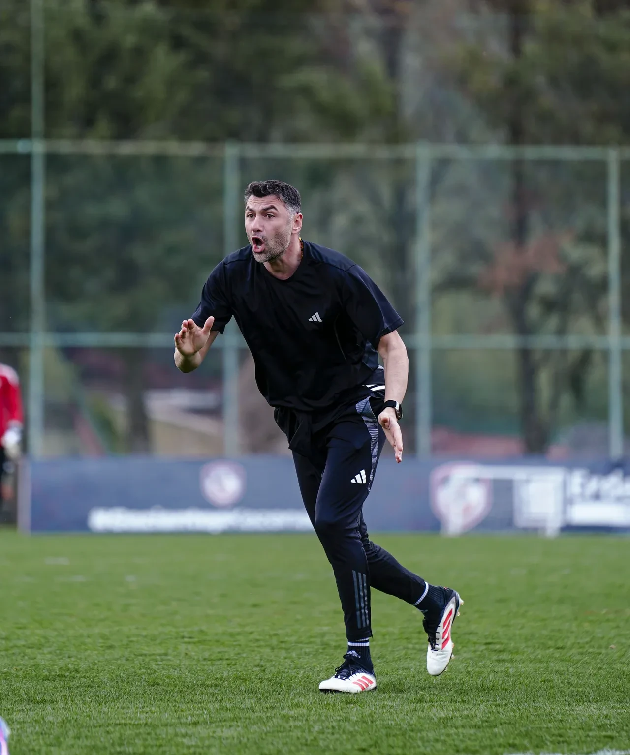 Burak Yılmaz'dan tarihi basın toplantısı: Önce istifa etti sonra da bahis tartışmasını anlattı!