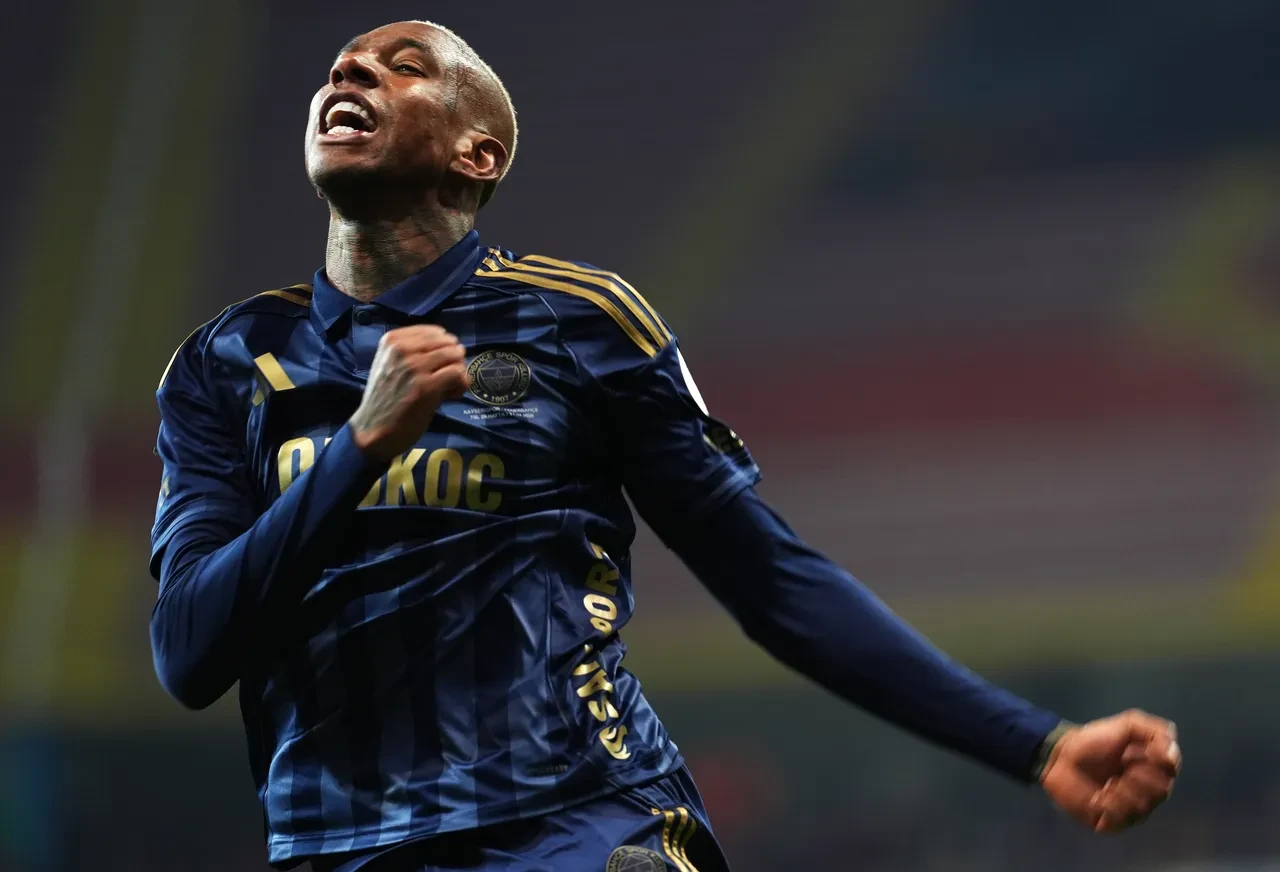 Talisca, Fenerbahçe ile ilgili kararını verdi! Menajeriyle görüşmesinin ayrıntıları ortaya çıktı