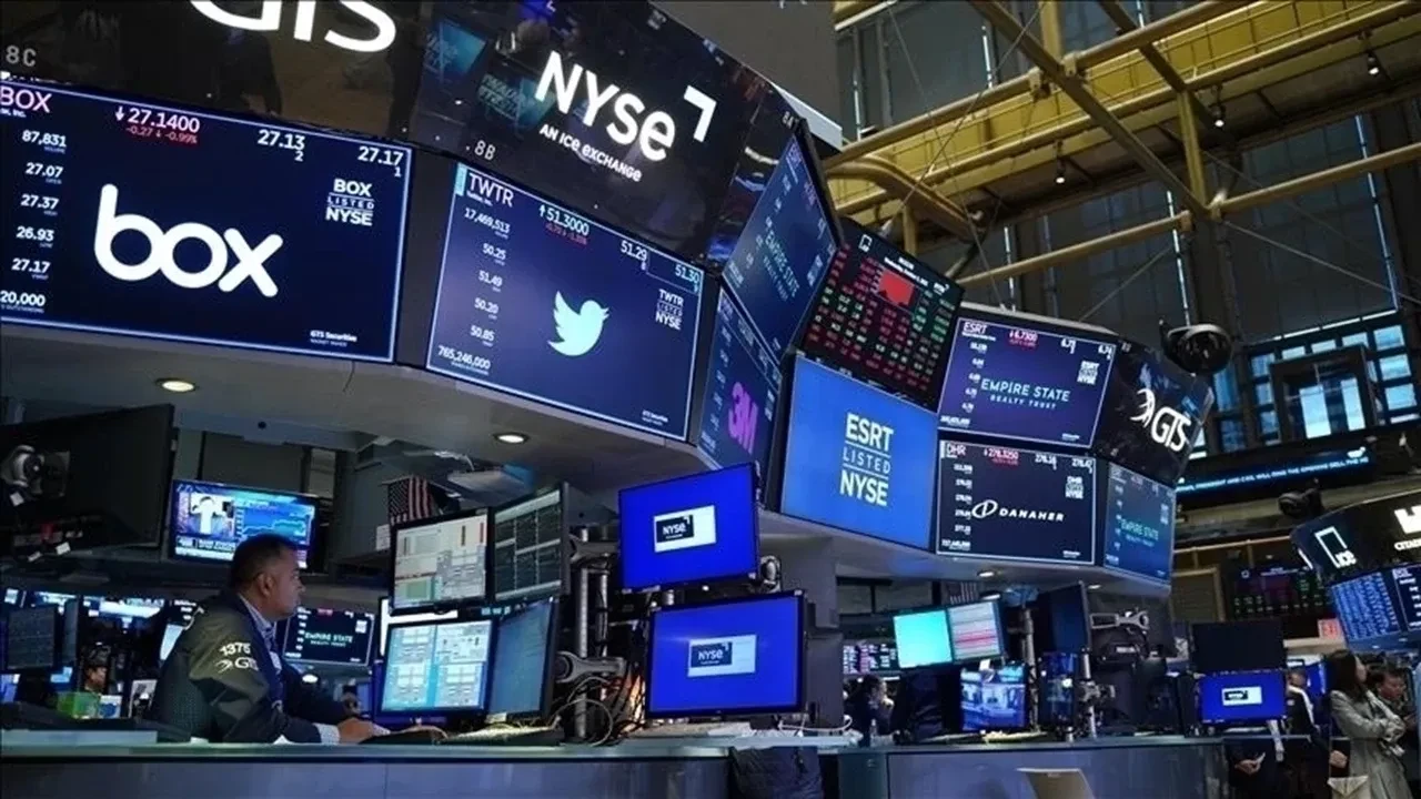Wall Street savaş gölgesinde kazancını büyütüyor