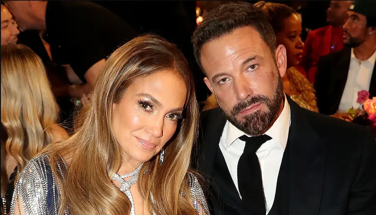 Ben Affleck'in boşansalar da Jennifer Lopez'e jestleri bitmiyor! Bir imza verdi 60 milyon dolar bıraktı
