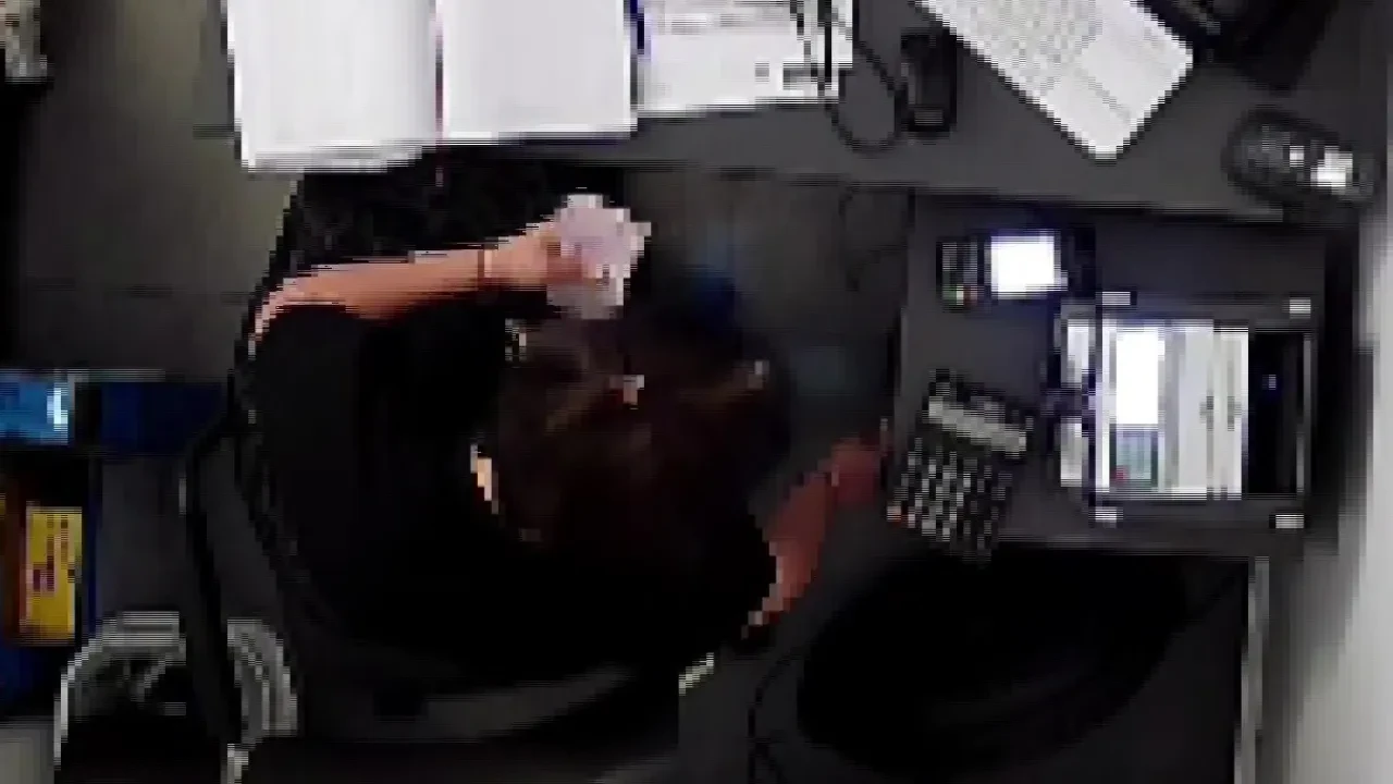 Çekmeceden paraları böyle almış! 20 yıldır çalıştığı yeri 25 milyon dolandırdı