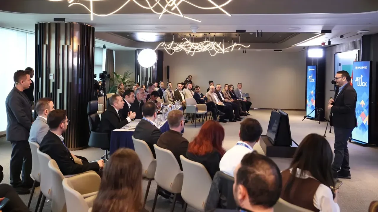 En iyi fikirler Halkbank’ta yarıştı! Jet Luck’ta final heyecanı