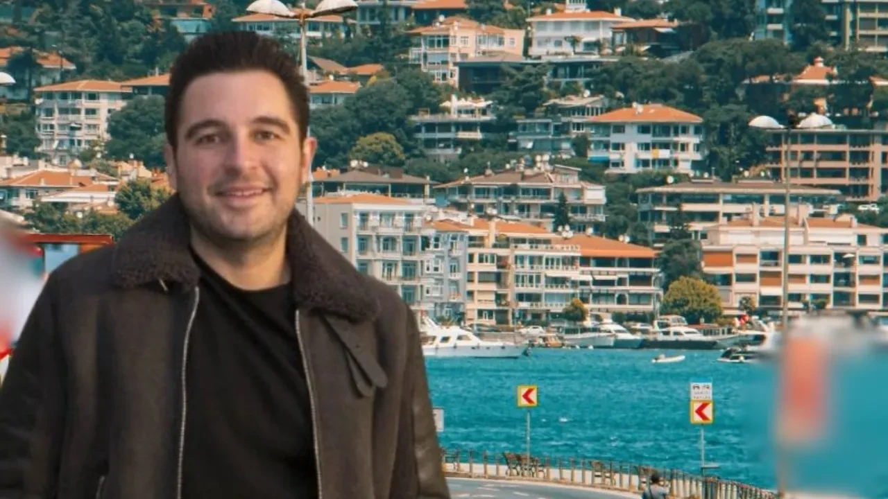 Hacı Sabancı, trafiğe takılmamak için spora teknesiyle gitti