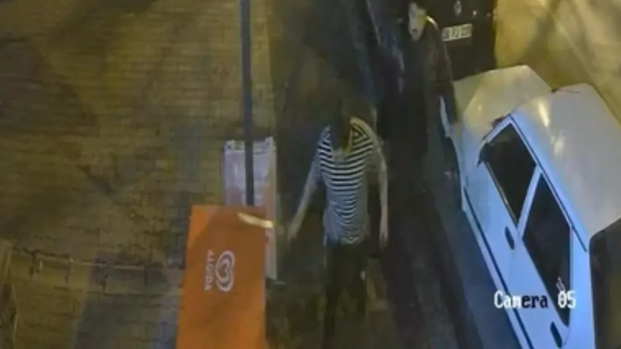 İki grup arasındaki döner bıçaklı kavga kamerada