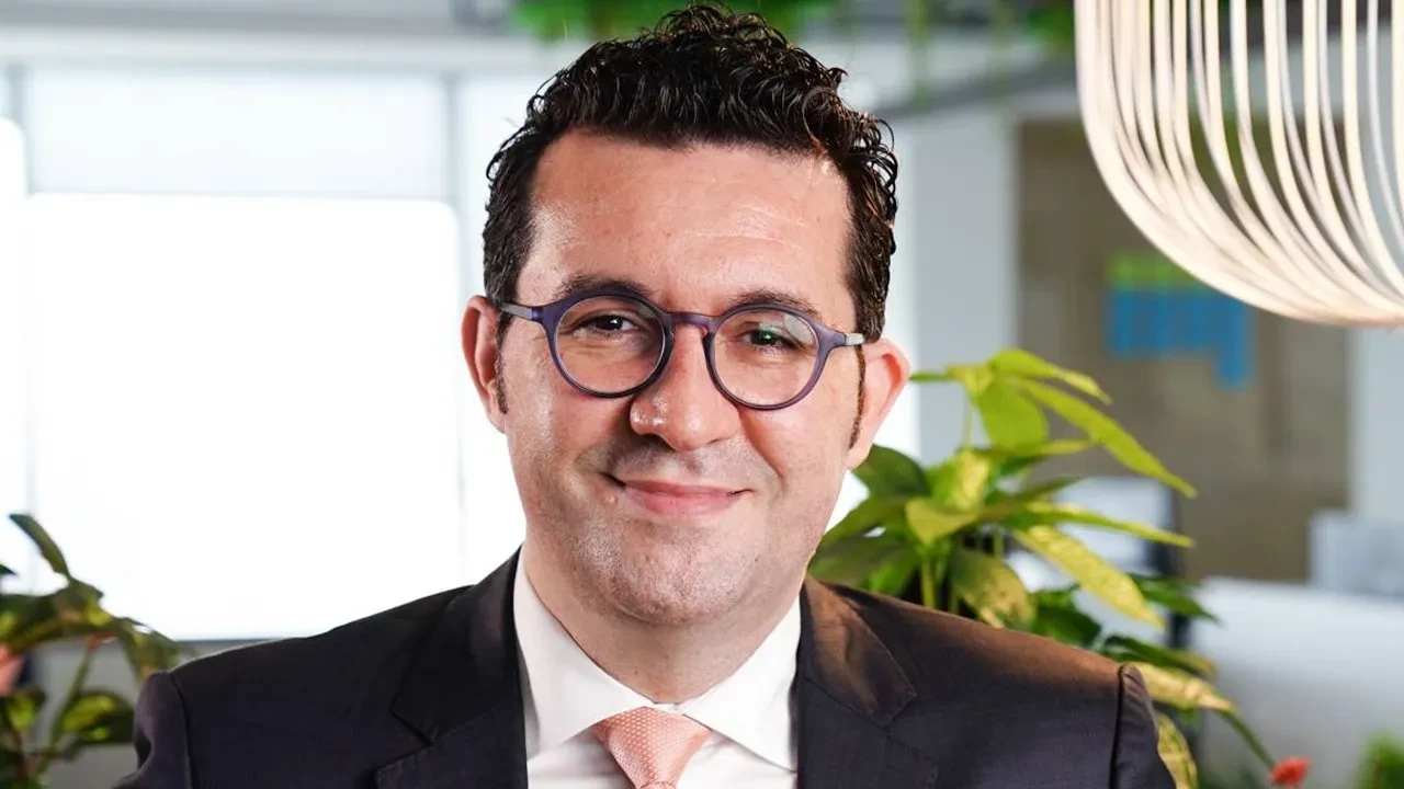 İran savaşı otomobil piyasasını etkiledi mi? Uzman isimden çarpıcı sözler: Akaryakıt fiyatları tercihleri değiştirdi