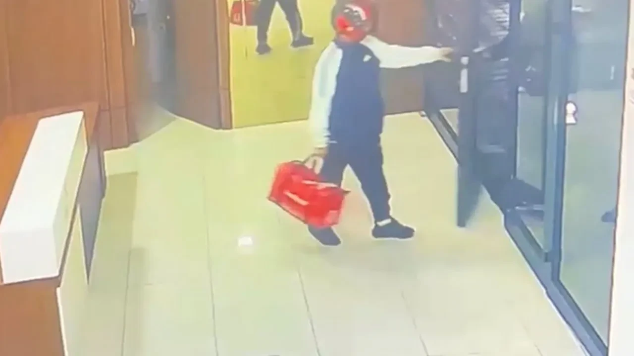 Kurye kılığıyla girip rehin aldılar, Özel Harekat bastı! İşte nefes kesen operasyon