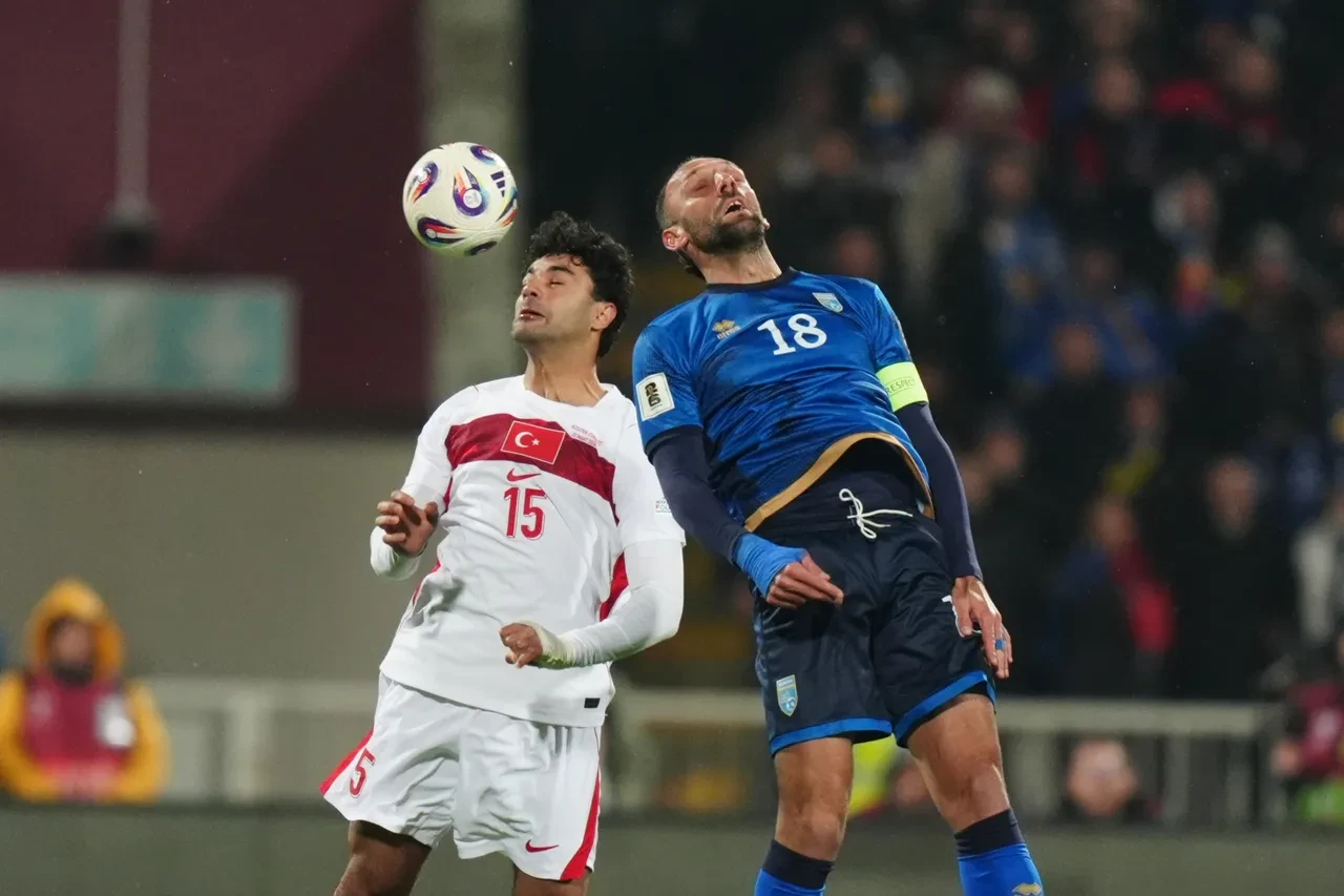 Ozan Kabak, Hoffenheim'da kaldı! Milli futbolcunun sözleşmesi uzatıldı