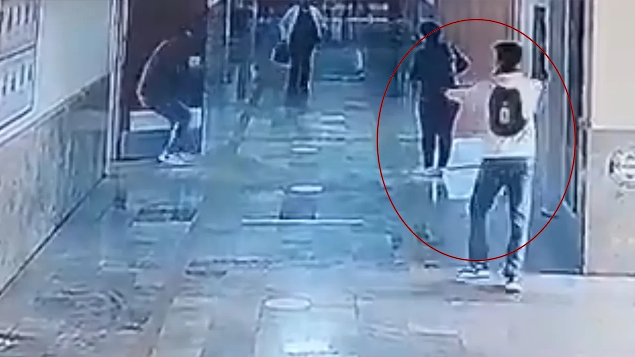Şanlıurfa'da liseye silahlı saldırı anının görüntüsü ortaya çıktı  