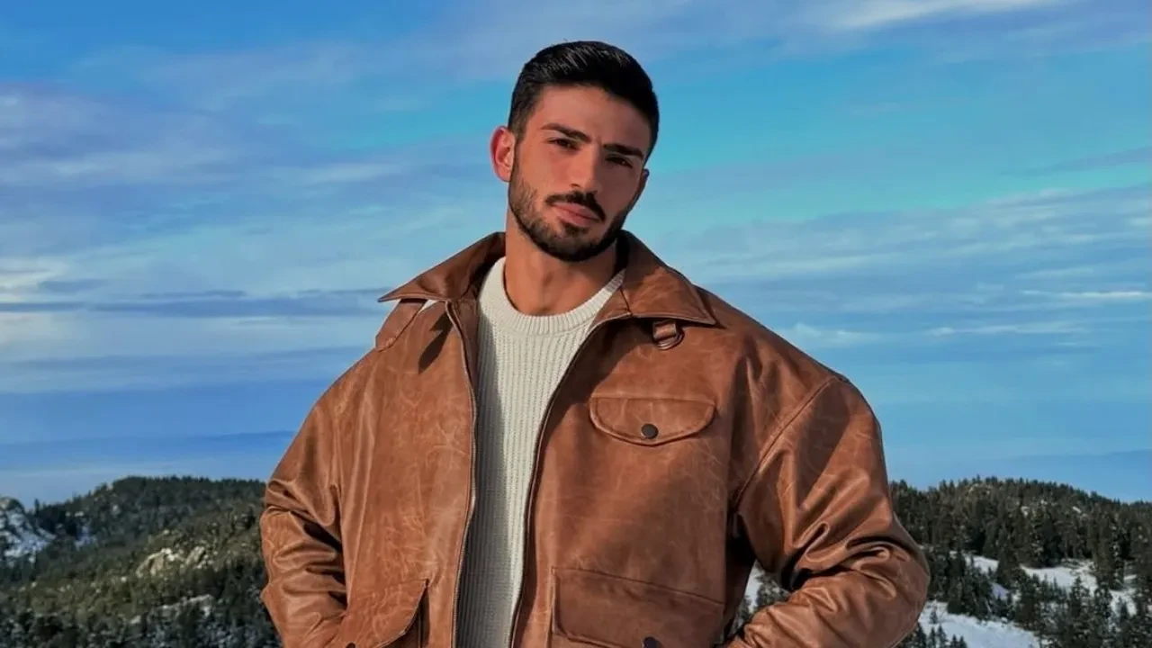 Yakışıklı Mısırcı Alper Temel İstanbul’da nerede mısır satıyor? Yakışıklı Mısırcı Alper Temel sosyal medya hesapları nedir?