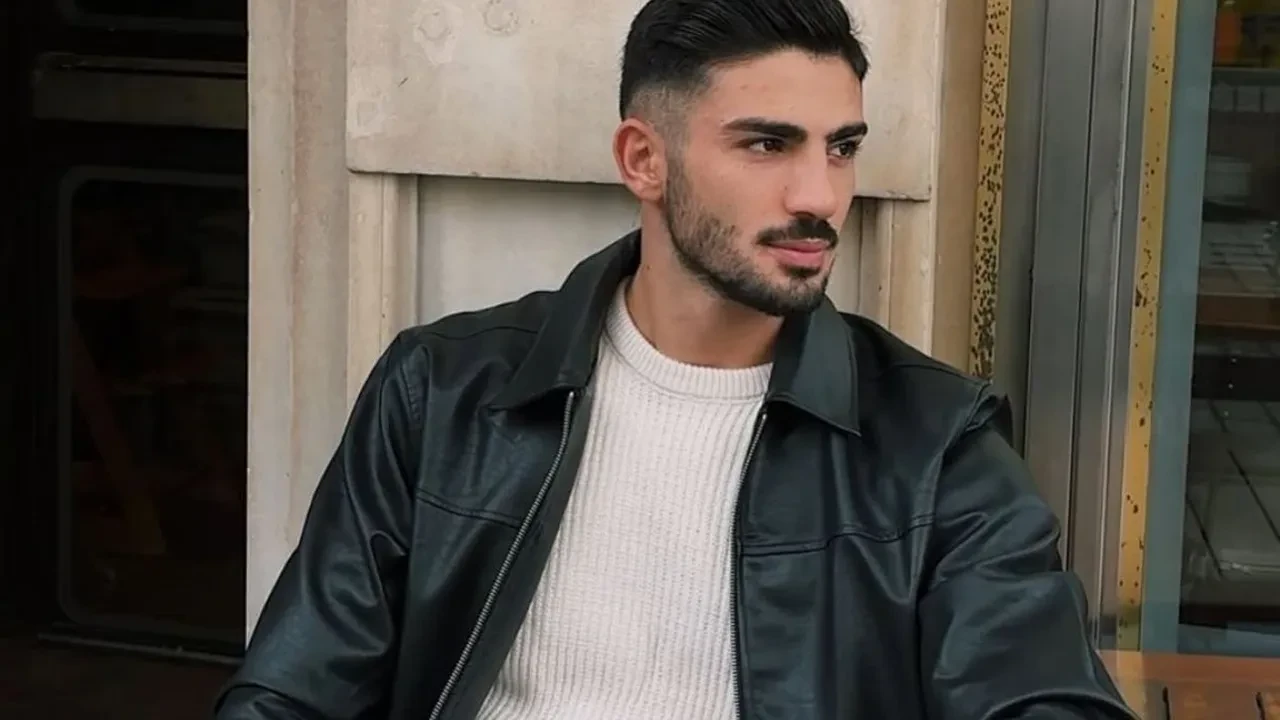 Yakışıklı Mısırcı Alper Temel İstanbul’da nerede mısır satıyor? Yakışıklı Mısırcı Alper Temel sosyal medya hesapları nedir?