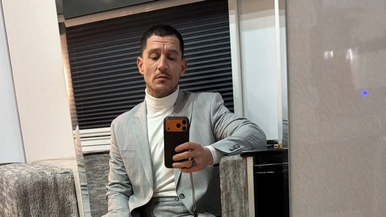 Yeraltı’nın Bozo’su Uraz Kaygılaroğlu kız arkadaşıyla görüntülendi! İkilinin panik anları gündem oldu