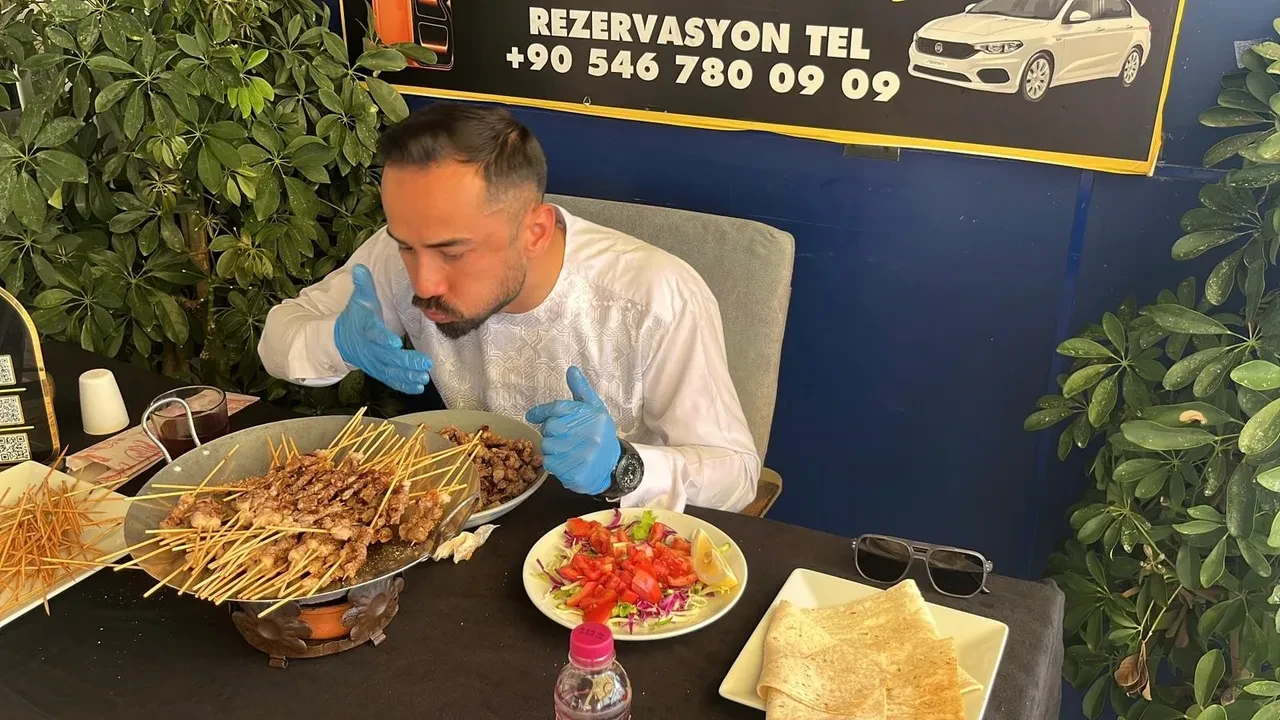 63 kiloyla başladığı yarışmayı 70 kiloyla bitirdi! Antalya'da iştah açan yarışma