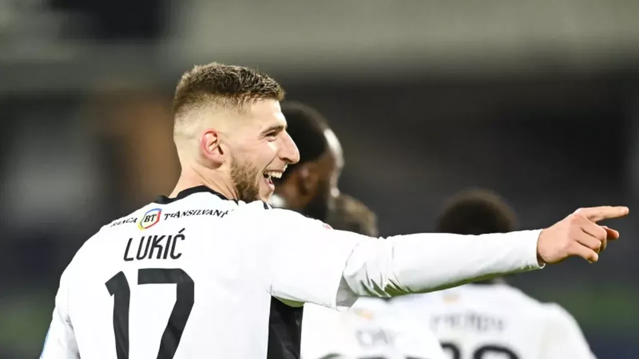 Beşiktaş'ta forvet hattına tanıdık isim! Oh'un partneri bulundu: 'Kara Kartal' Dünya Kupası öncesi transferi bitirmek istiyor