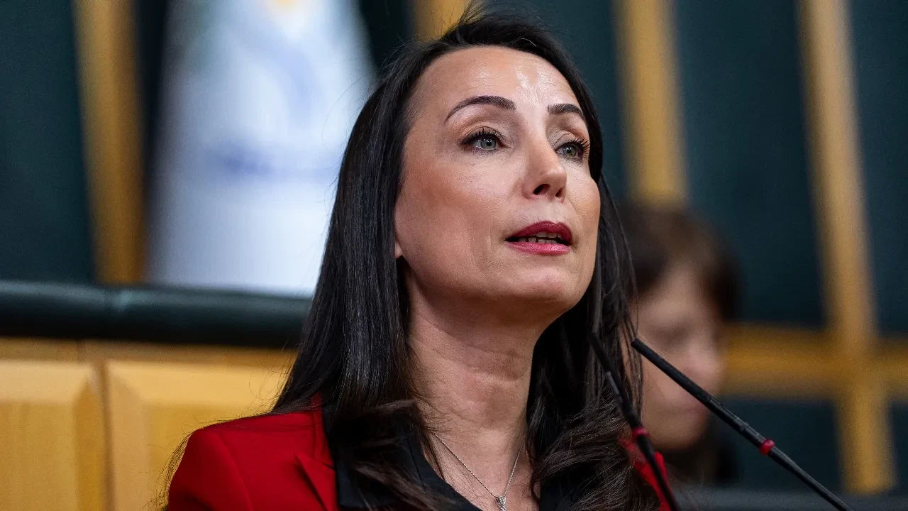 DEM Parti'den hükümete asgari ücret çağrısı: Yılda 4 kez güncellenmeli