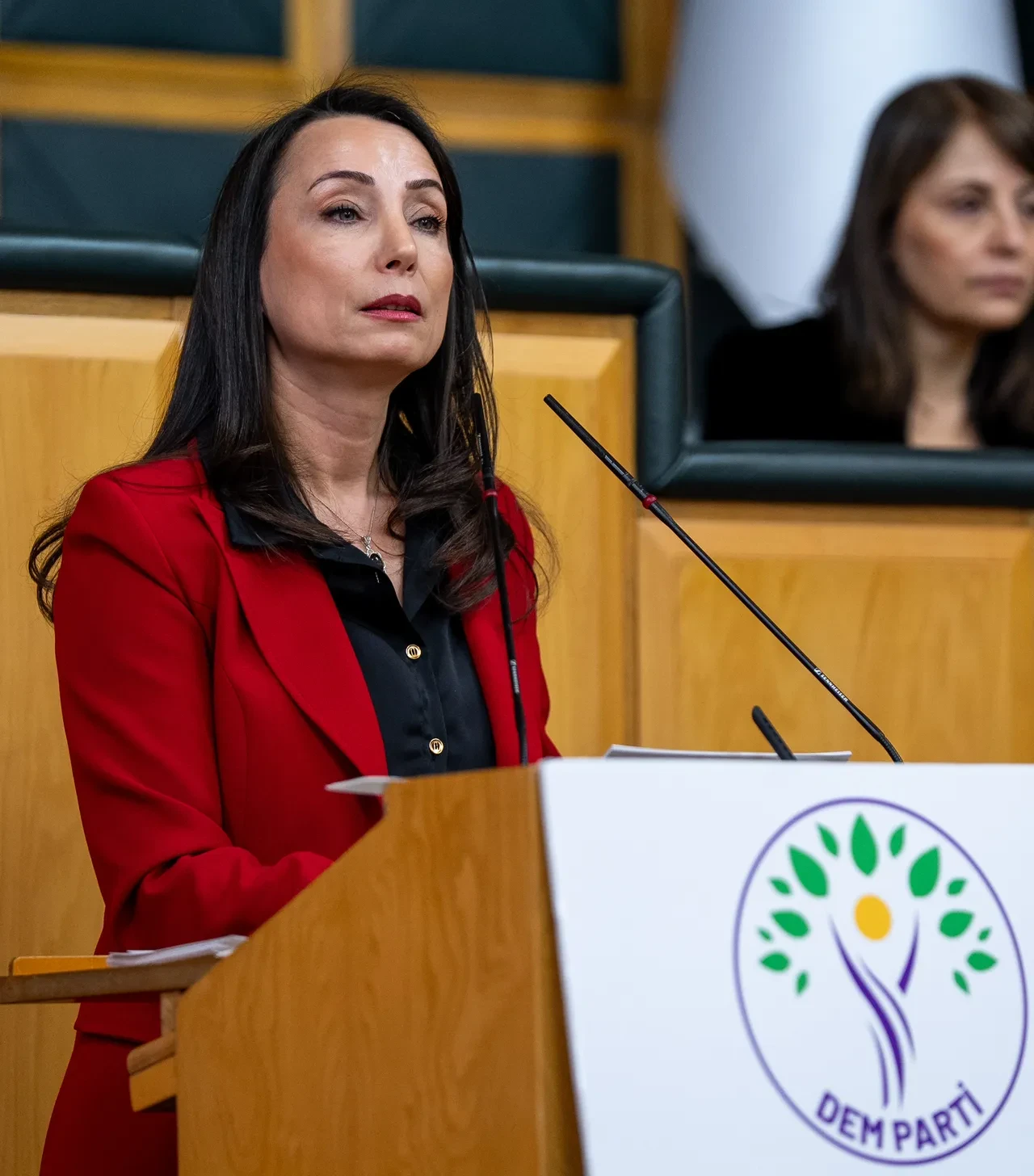 DEM Parti'den hükümete asgari ücret çağrısı: Yılda 4 kez güncellenmeli