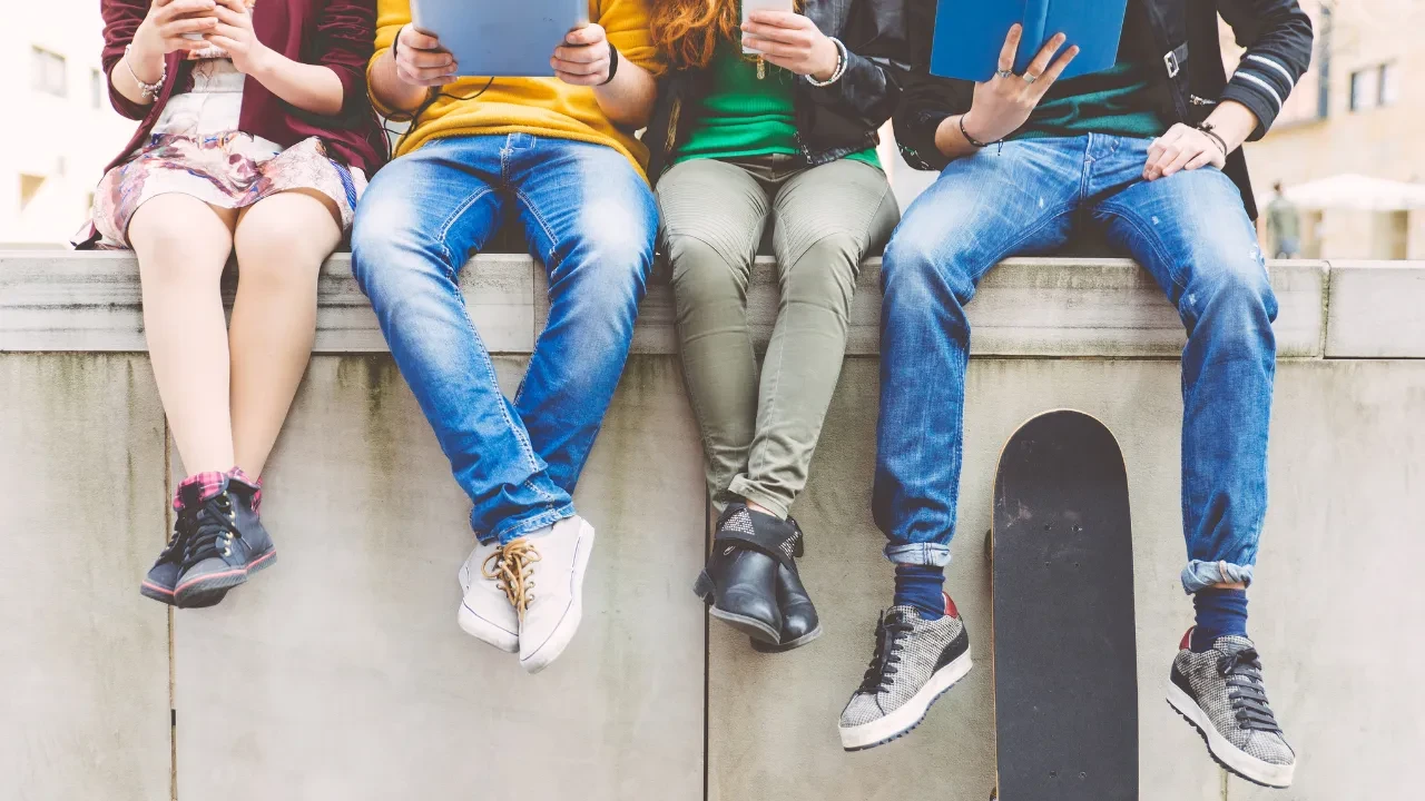 Ergenlik sancısı mı, sosyal tehdit mi? Beyhan Budak'tan aileleri kurtaracak sızıntı uyarısı