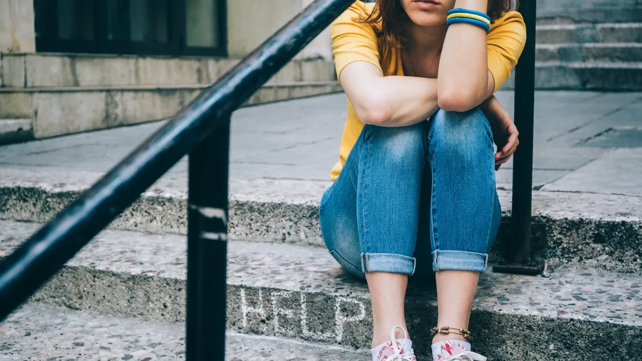 Ergenlik sancısı mı, sosyal tehdit mi? Beyhan Budak'tan aileleri kurtaracak sızıntı uyarısı