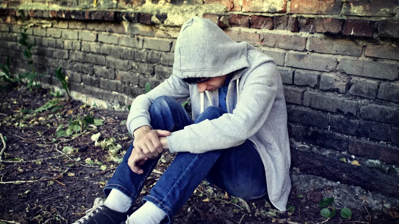 Ergenlik sancısı mı, sosyal tehdit mi? Beyhan Budak'tan aileleri kurtaracak sızıntı uyarısı