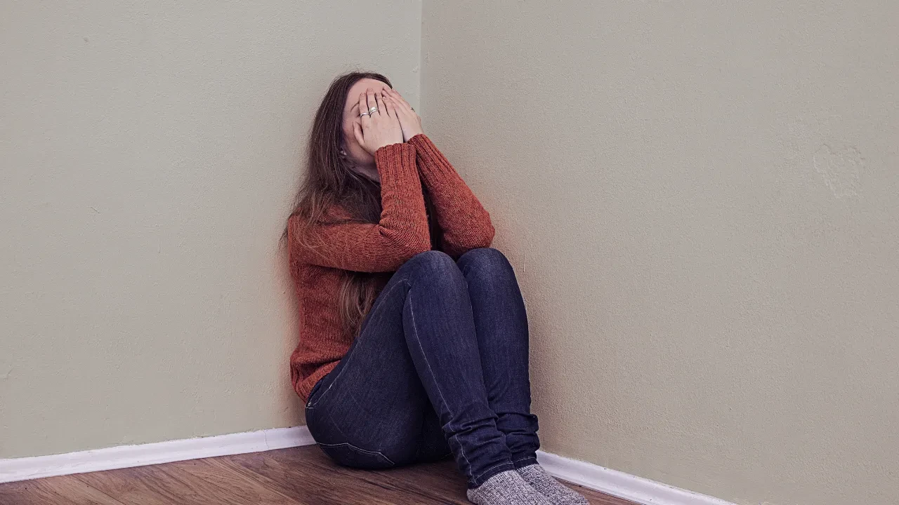 Ergenlik sancısı mı, sosyal tehdit mi? Beyhan Budak'tan aileleri kurtaracak sızıntı uyarısı