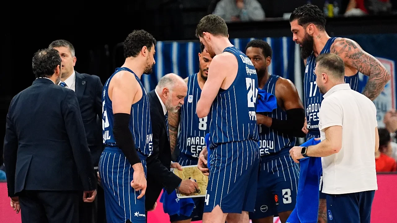 EuroLeague'den Anadolu Efes'e para cezası
