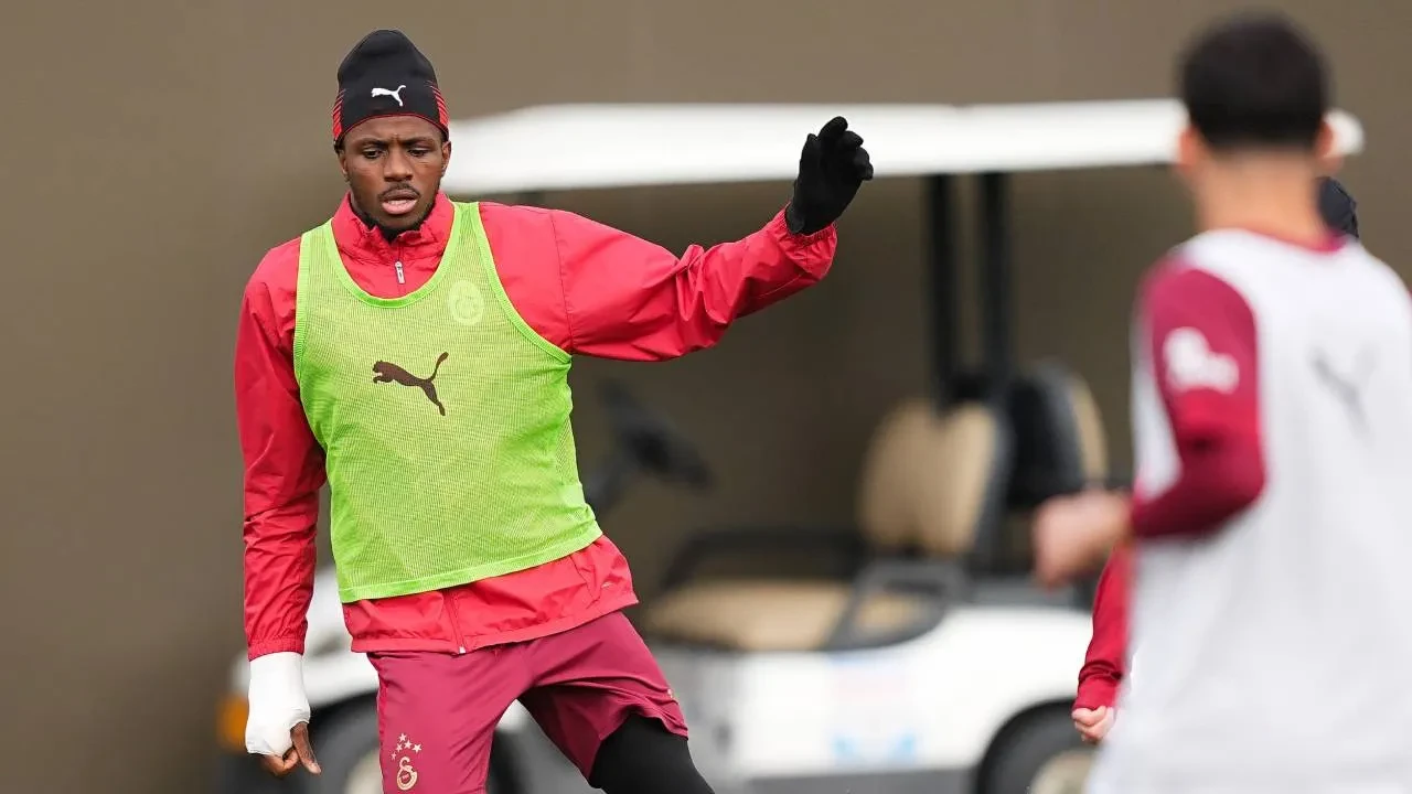 Galatasaray'da Victor Osimhen gelişmesi! Kolundaki detay dikkati çekti