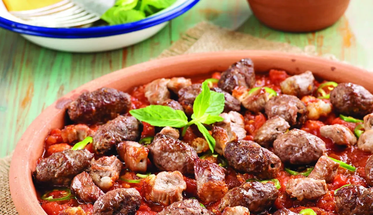 Gelinim Mutfakta'dan Tiritli Tike Kebabı tarifi! Gaziantep'in damakta iz bırakan Tiritli Tike Kebabı nasıl yapılır?