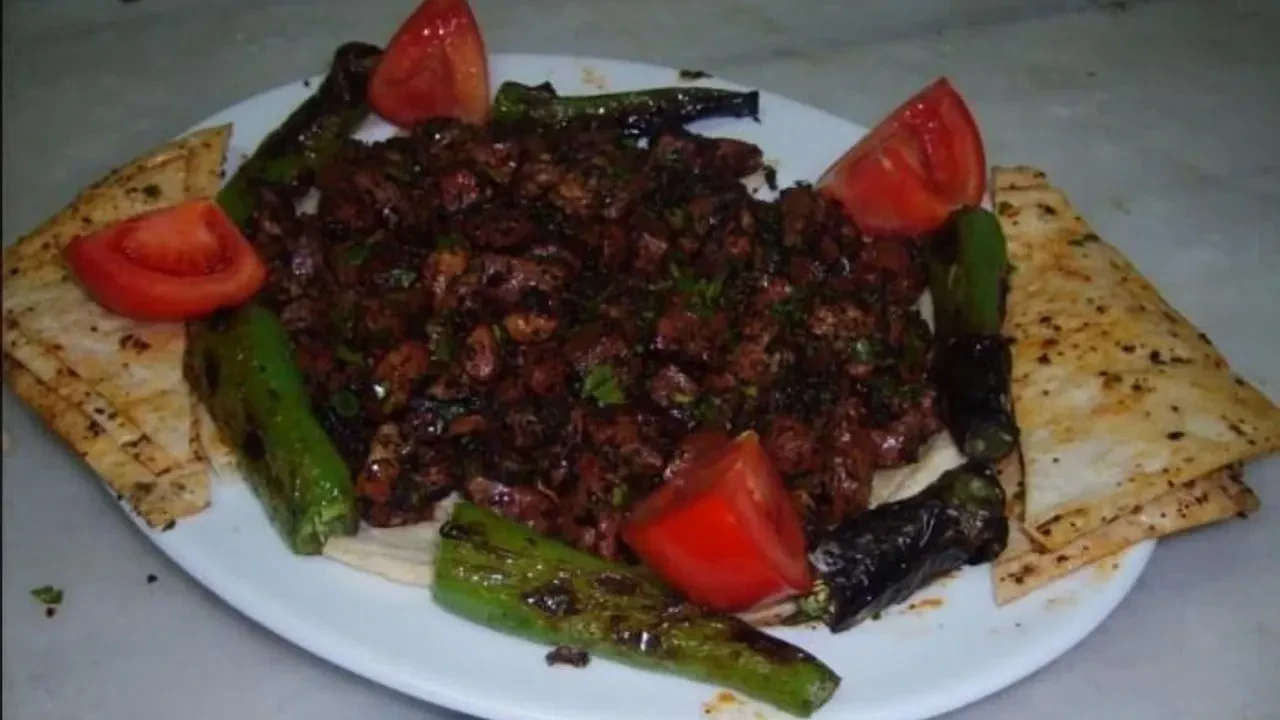 Gelinim Mutfakta'dan Tiritli Tike Kebabı tarifi! Gaziantep'in damakta iz bırakan Tiritli Tike Kebabı nasıl yapılır?